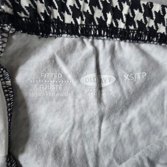 Old Navy Black and White Leggings sz XS - Picture 4 of 6